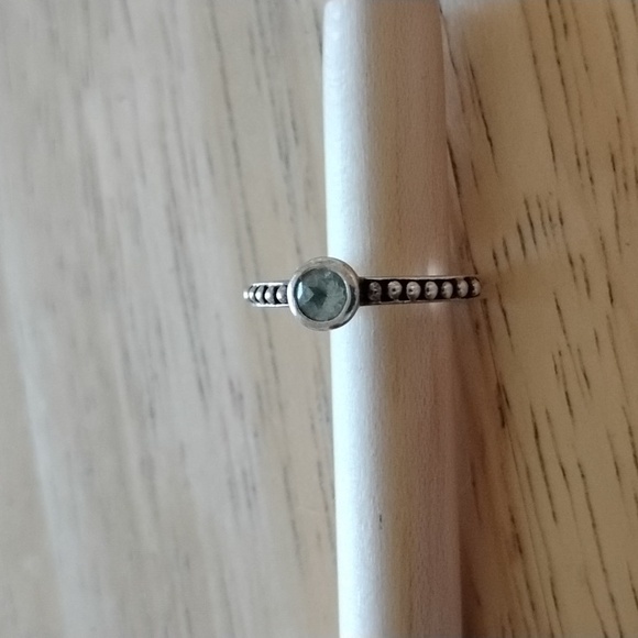 Sterling Silver Ring - Picture 4 of 5